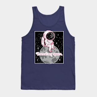 Introvert girl, cute astronaut design Tank Top